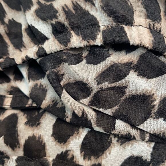 Moda International Animal Print Surplice Top Sz M - Picture 13 of 14